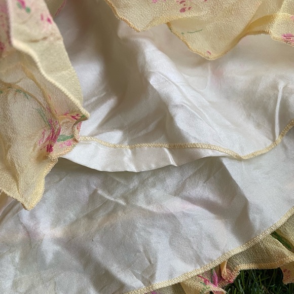 Abercrombie & Fitch floral skirt - Picture 5 of 11